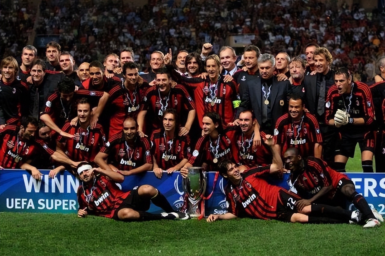 包含惊喜调整：AC米兰世俱杯大名单公布的词条