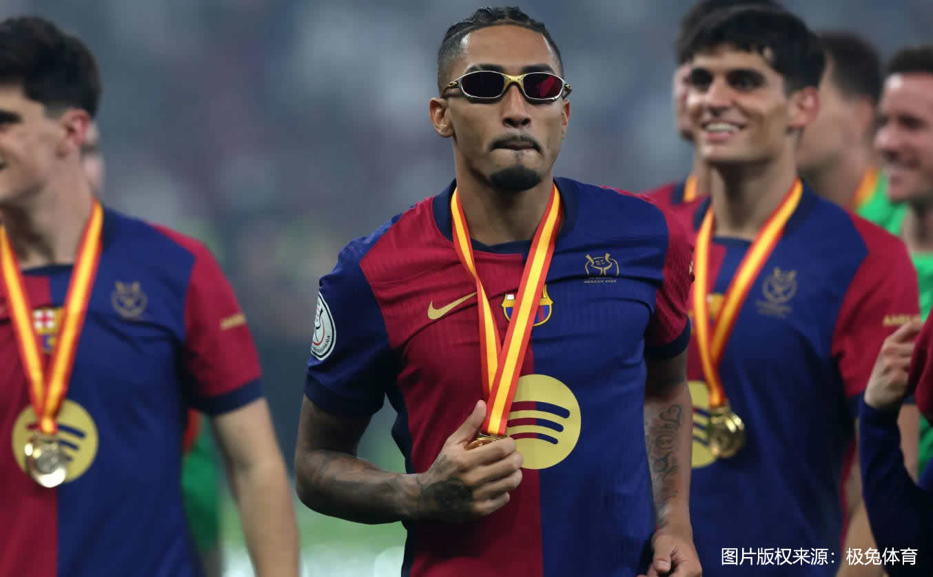 西班牙选手稳定发挥,赢得掌声 西班牙选手稳定发挥,赢得掌声