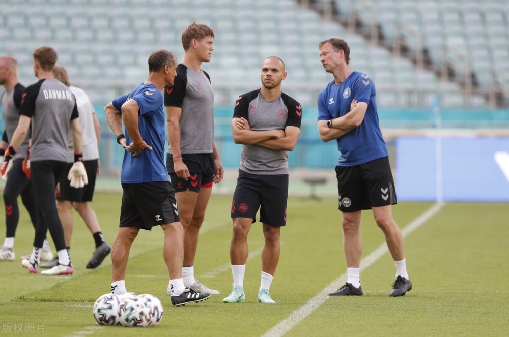 PG电子线上登入-包含捷克意外失利，实力待提升备战下场比赛！的词条