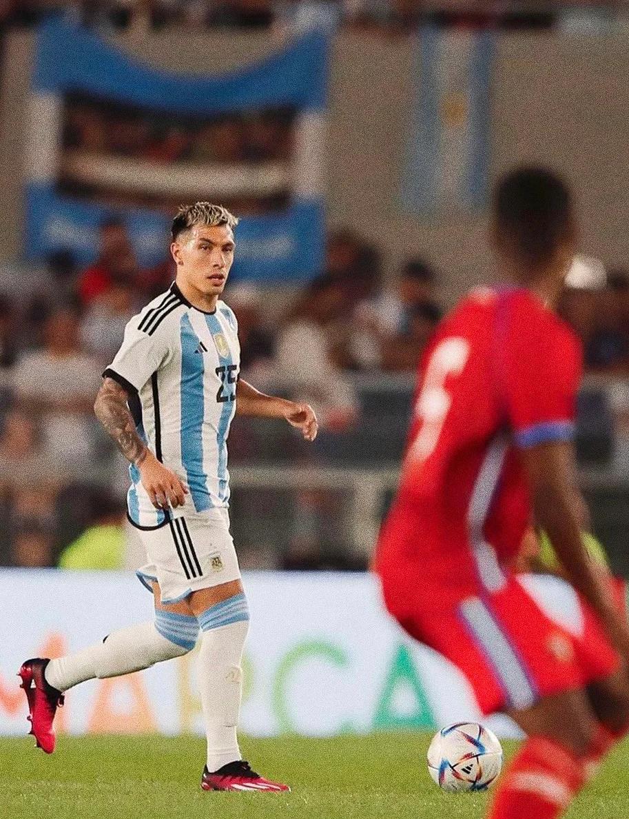 关于里昂球员表现出色,期待更多精彩表现的信息 关于里昂球员表现出色,期待更多精彩表现的信息