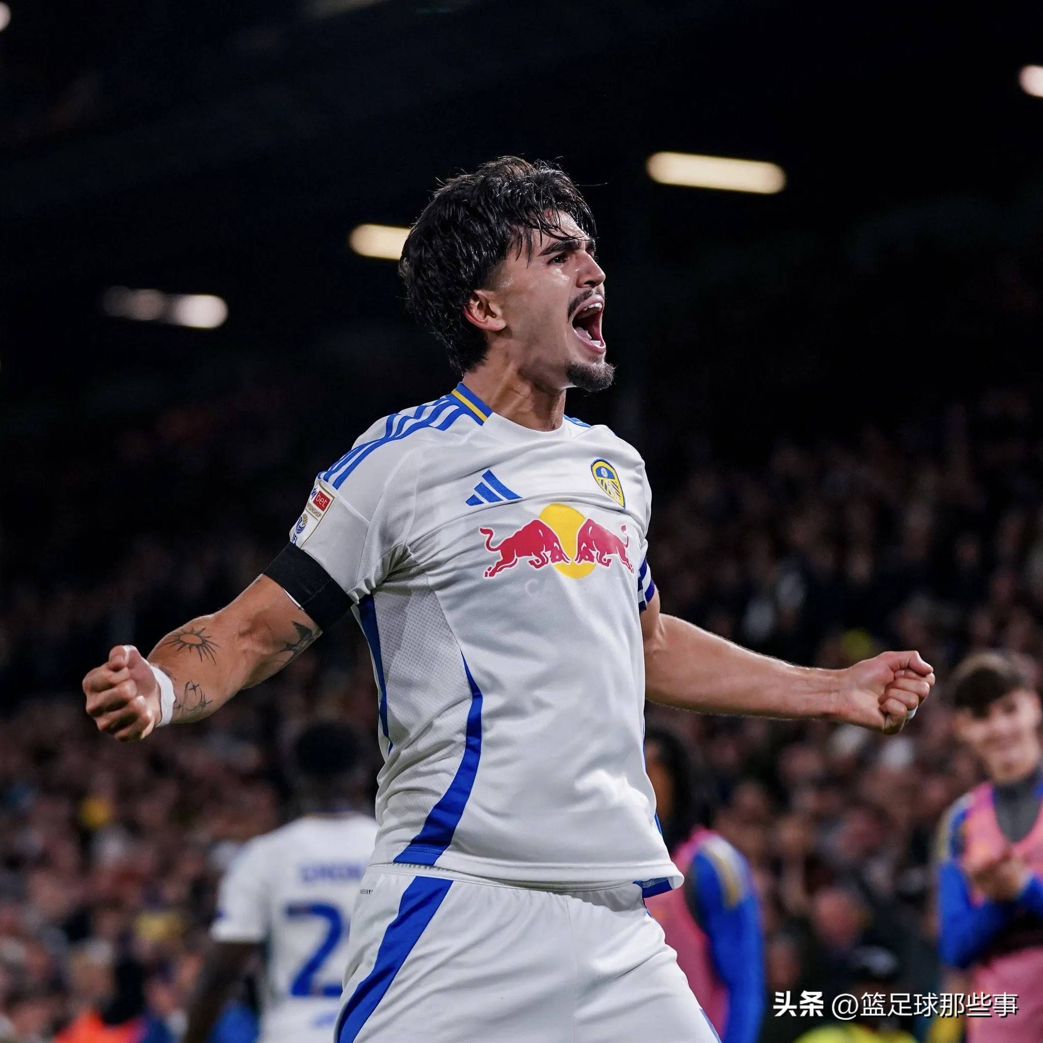 利兹联主场横扫沃特福德,积分追赶领先的简单介绍 利兹联主场横扫沃特福德,积分追赶领先的简单介绍