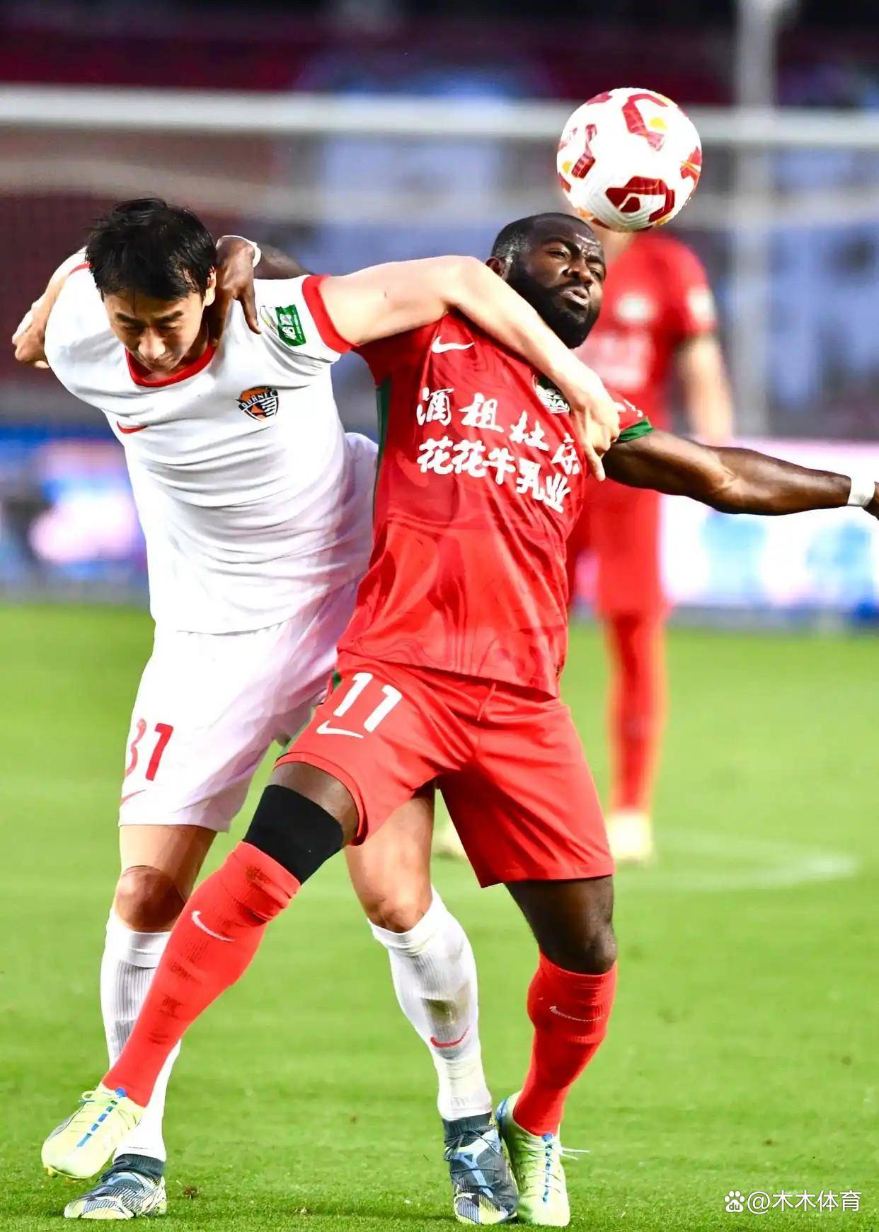 上港队员备战申花准备展现最好状态 上港队员备战申花准备展现最好状态