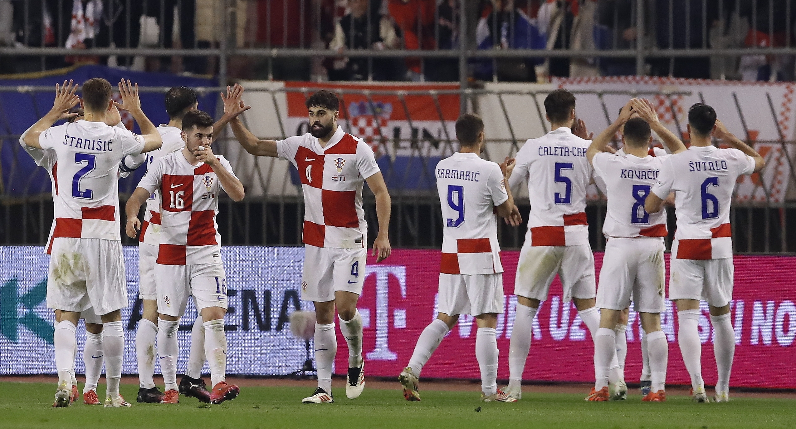 PG电子试玩官网-欧预赛：克罗地亚队压倒性优势，晋级十六强的简单介绍