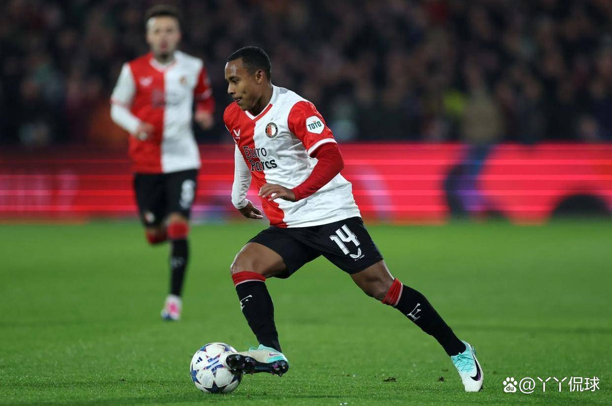 阿贾克斯客场挑战费耶诺德，稳居欧洲杯资格赛区的简单介绍