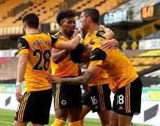 PG电子试玩-包含狼队遭遇一波三折不敌特拉奥，失去榜首位置的词条