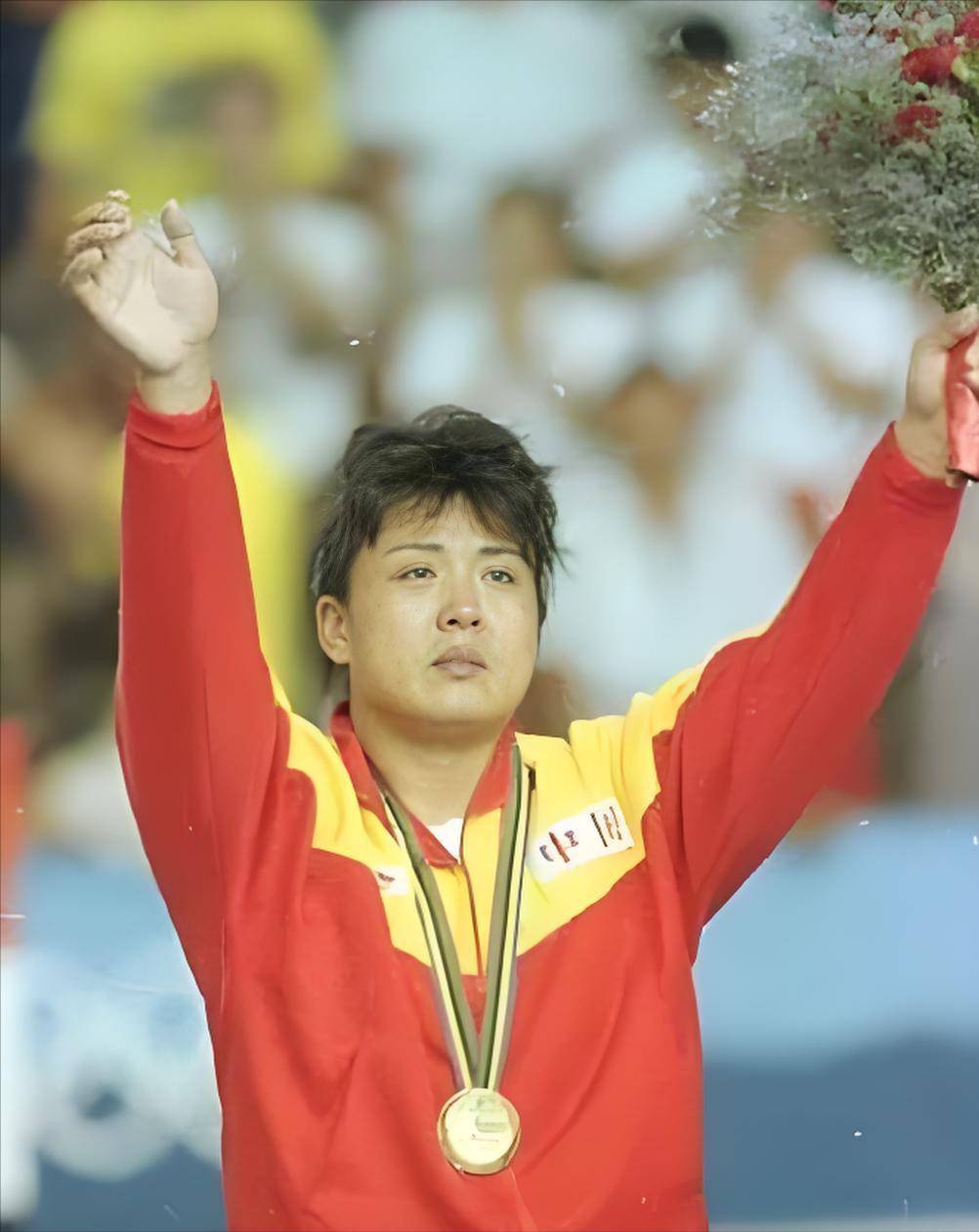 PG平台-法国女选手在柔道比赛中夺冠