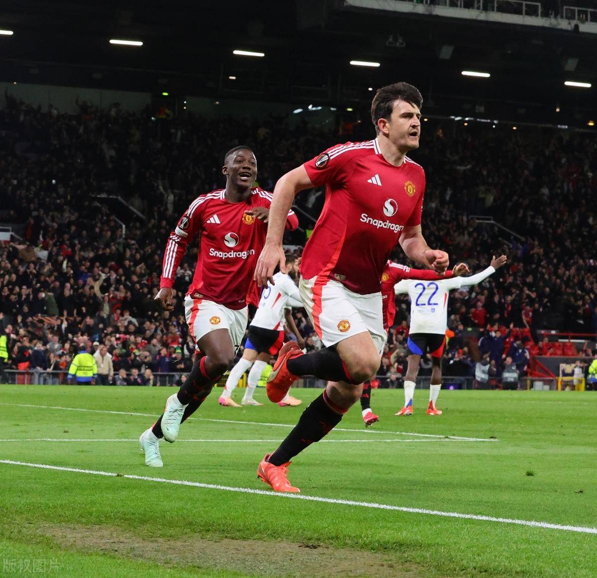 曼联客场不敌狼队,遭遇连败的简单介绍 曼联客场不敌狼队,遭遇连败的简单介绍