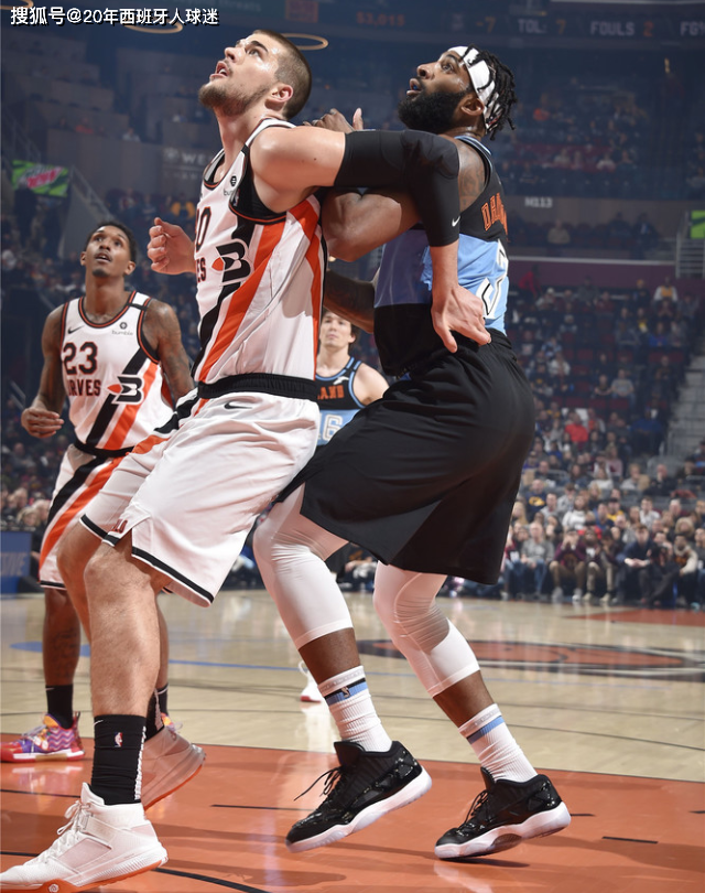 PG电子官网入口-安东尼领衔，开拓者大胜快船，重返西部决赛的简单介绍