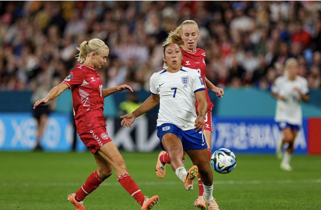 包含英格兰女足激战日本队,将晋级小组赛的词条 包含英格兰女足激战日本队,将晋级小组赛的词条