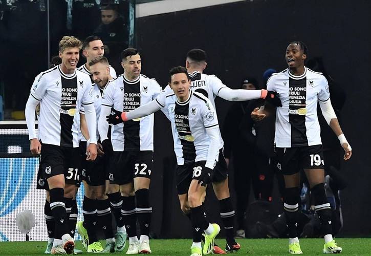 包含佛罗伦萨客场险胜,球队士气大振的词条 包含佛罗伦萨客场险胜,球队士气大振的词条