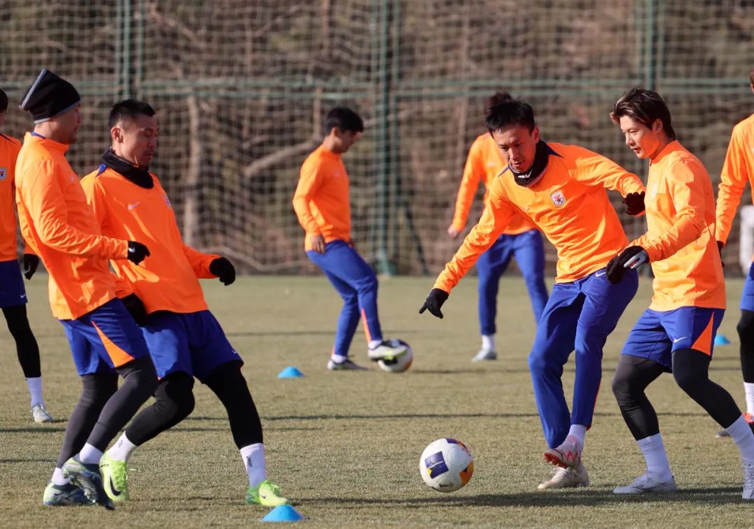 PG电子官网入口-国内球队备战亚冠，全队集结备战