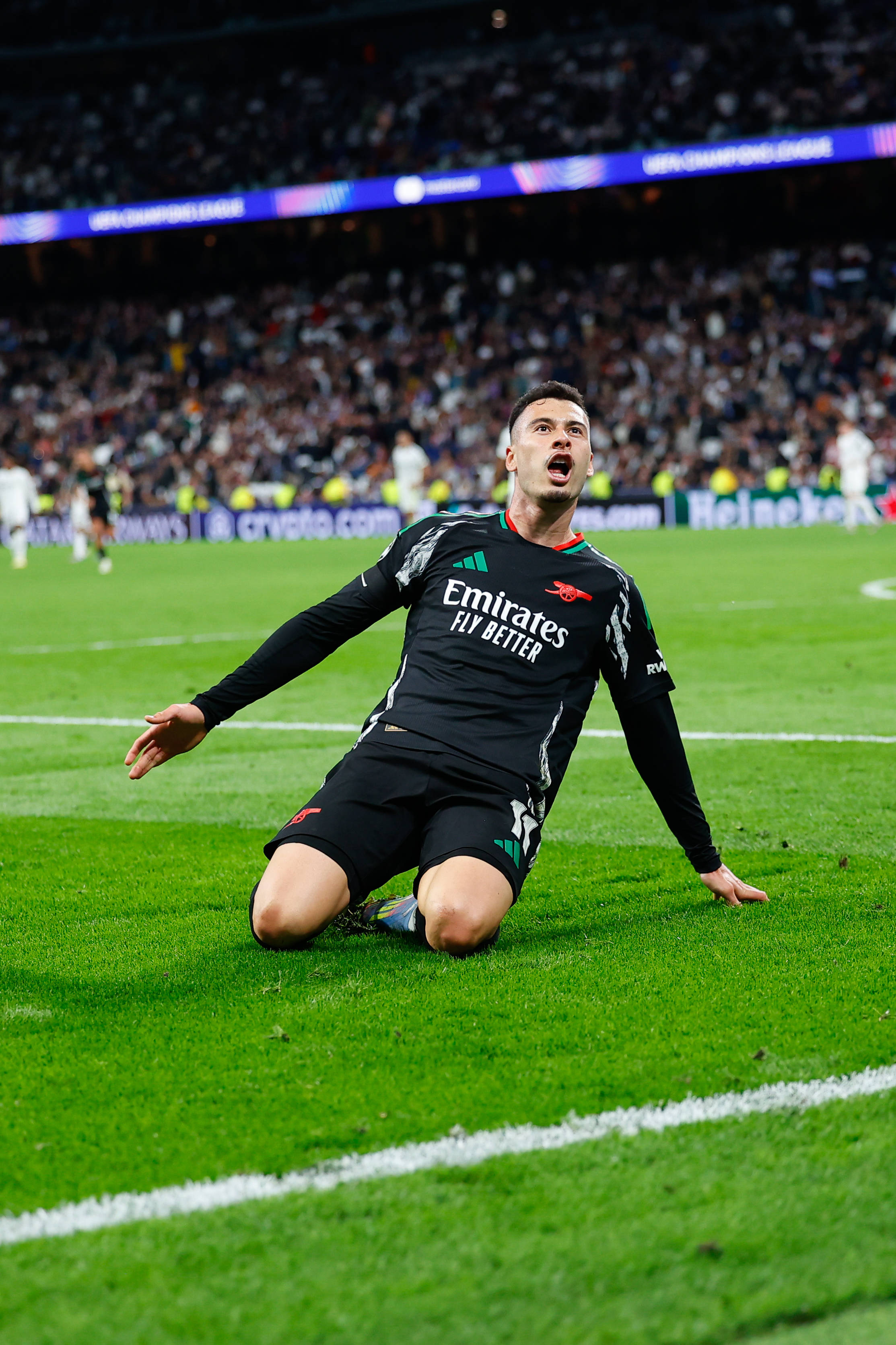 PG电子官方-阿森纳客场失利，欧冠资格受质疑