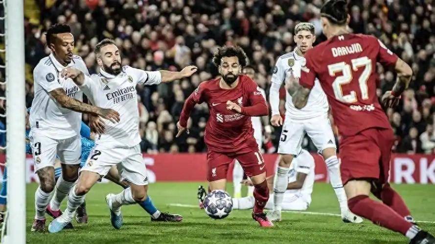 利物浦大胜,击败对手晋级欧冠四分之一决赛 利物浦大胜,击败对手晋级欧冠四分之一决赛