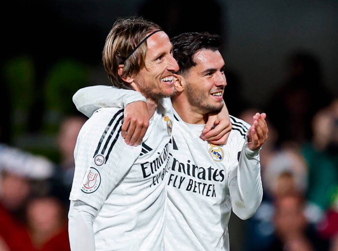 PG电子线上登入-马洛卡战胜对手，展现强大实力！