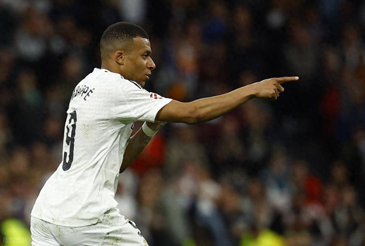 PG平台-顶尖俱乐部：东方传奇对决，谁将笑到最后？