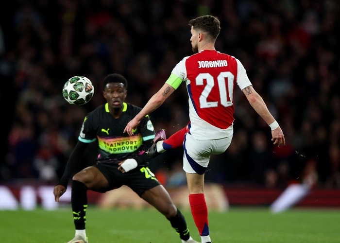 包含曼联战平南安普顿,欧冠资格岌岌可危的词条 包含曼联战平南安普顿,欧冠资格岌岌可危的词条