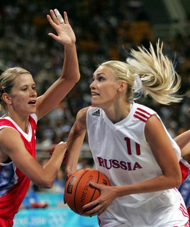 捷克排球队击败劲敌,晋级四强 捷克排球队击败劲敌,晋级四强