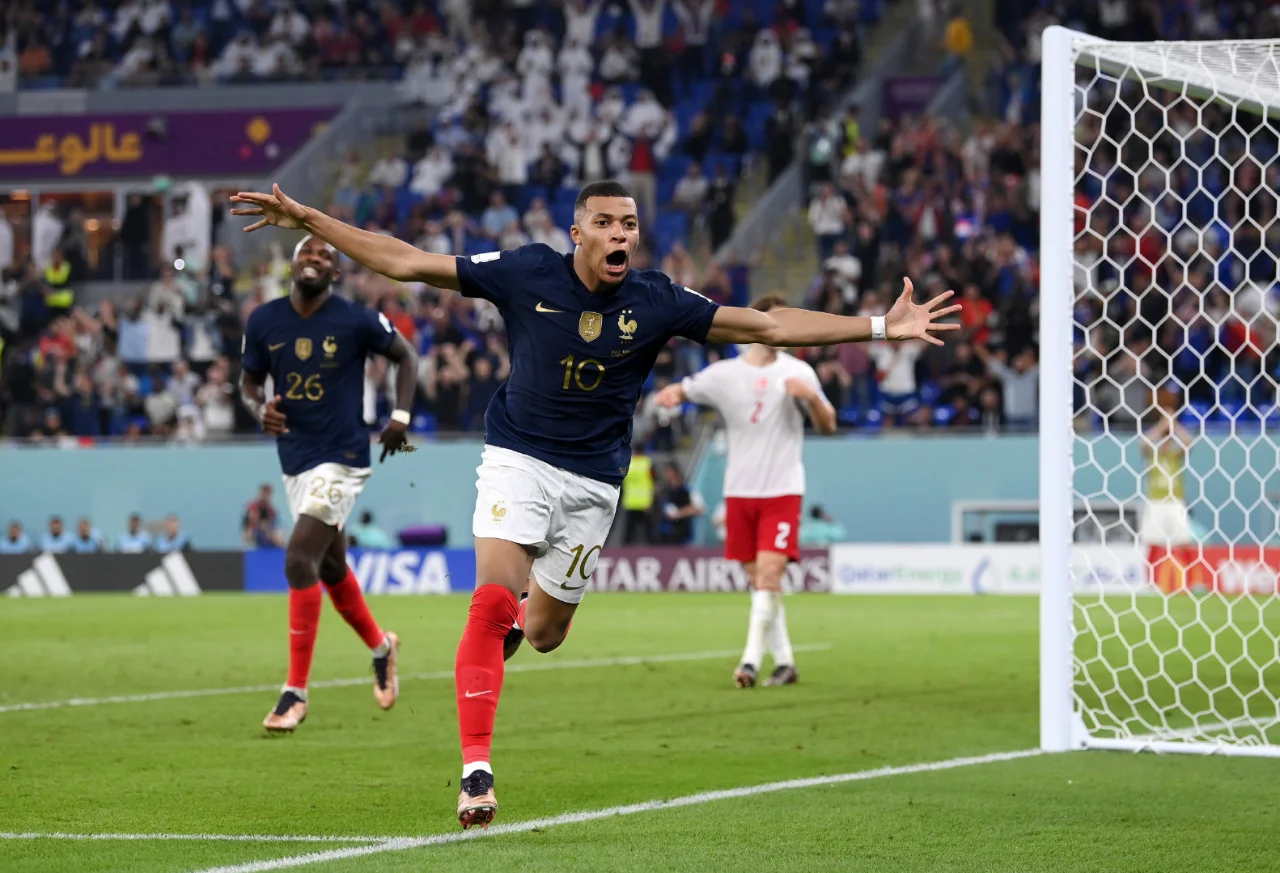 罗马客场惜败热那亚!克里斯滕森建功难救主 罗马客场惜败热那亚!克里斯滕森建功难救主