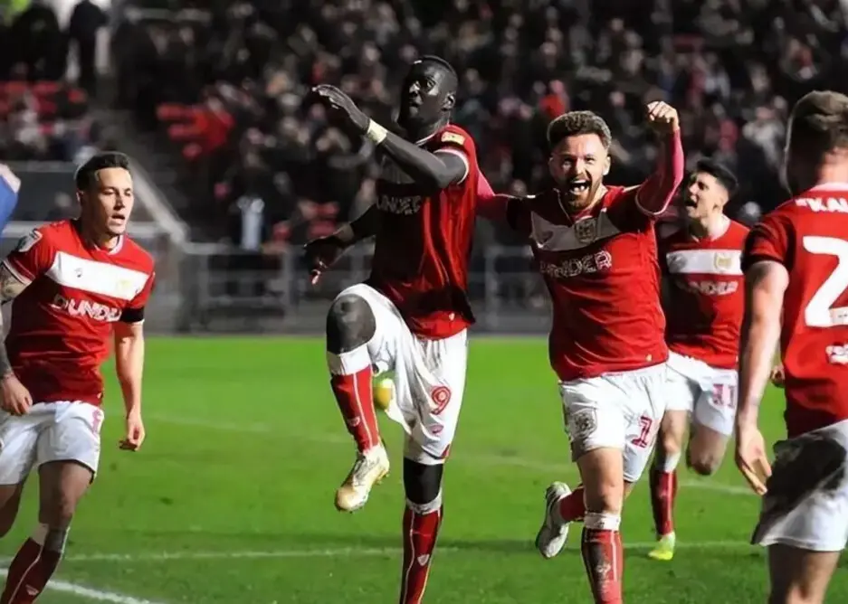 PG中国官网-包含雷丁不敌伯明翰，呼唤保级奇迹的词条