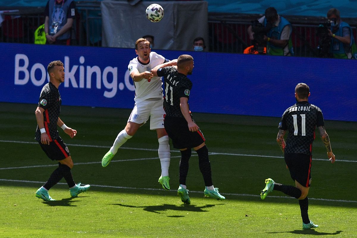 赫罗纳爆发争冠疲软,球迷扼腕叹息 赫罗纳爆发争冠疲软,球迷扼腕叹息