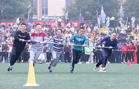 PG电子官方-齐心协力！球队团结一致，再创佳绩破茧成蝶的简单介绍