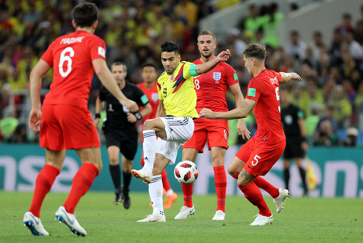 PG电子试玩官网-漫天烟火！欧预赛比赛燃情开战