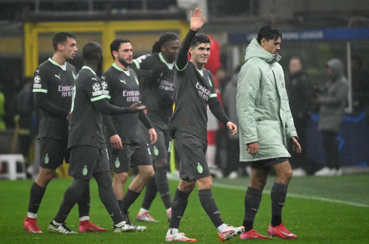 AC米兰再战告负,黯然离开欧冠赛场 AC米兰再战告负,黯然离开欧冠赛场