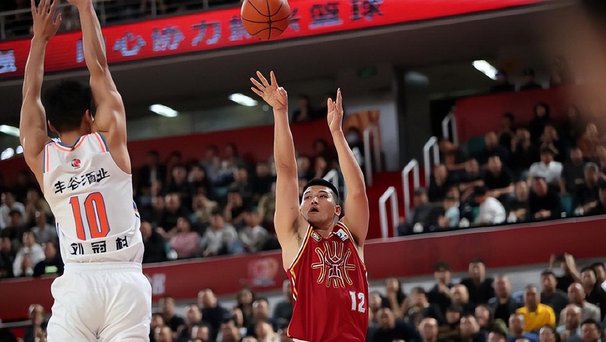 四川队外援爆发球队逆转取胜 四川队外援爆发球队逆转取胜