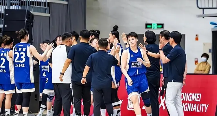 PG平台-双核心球员合力拯救球队危机