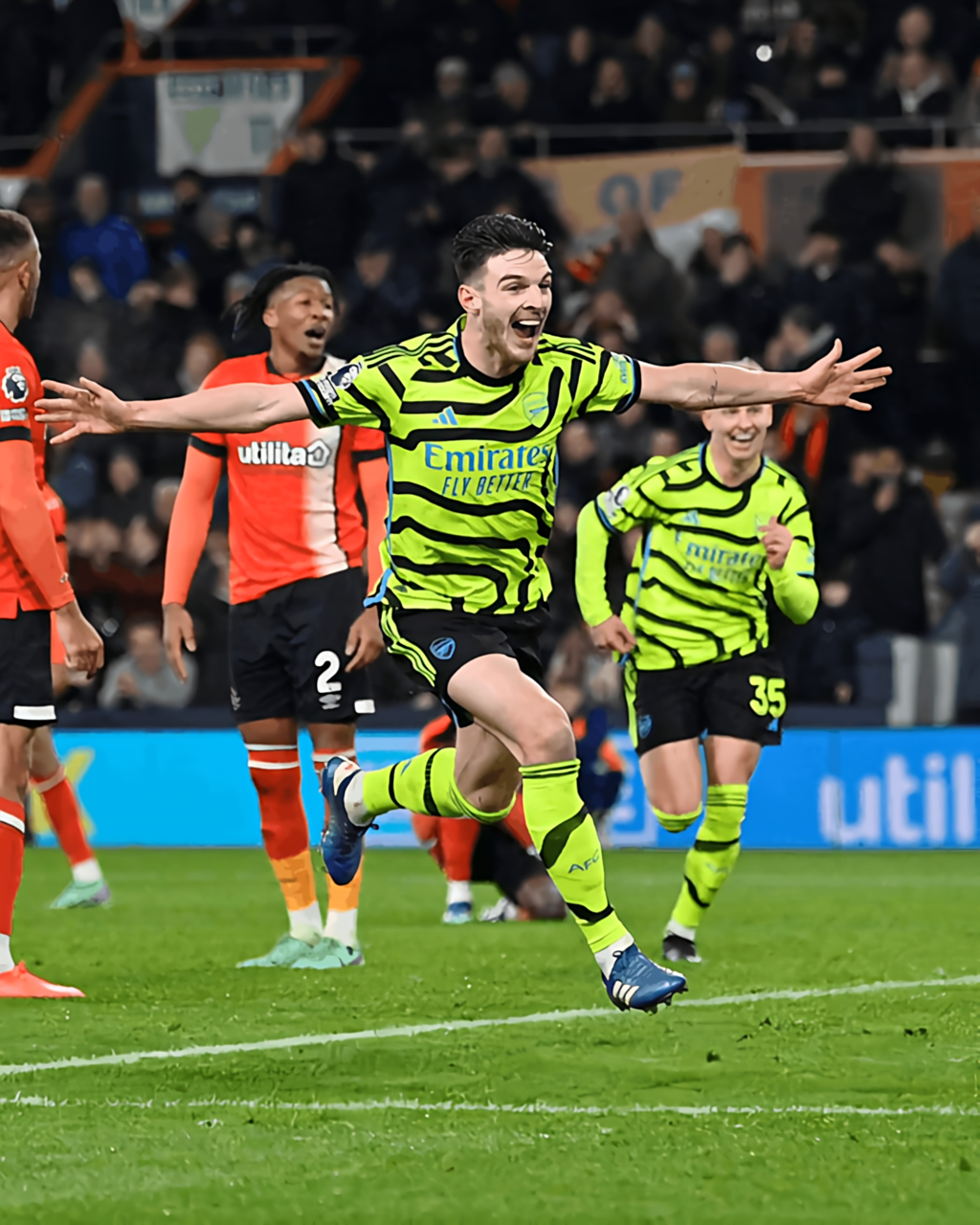 精彩的足球比赛让球迷热血沸腾 精彩的足球比赛让球迷热血沸腾