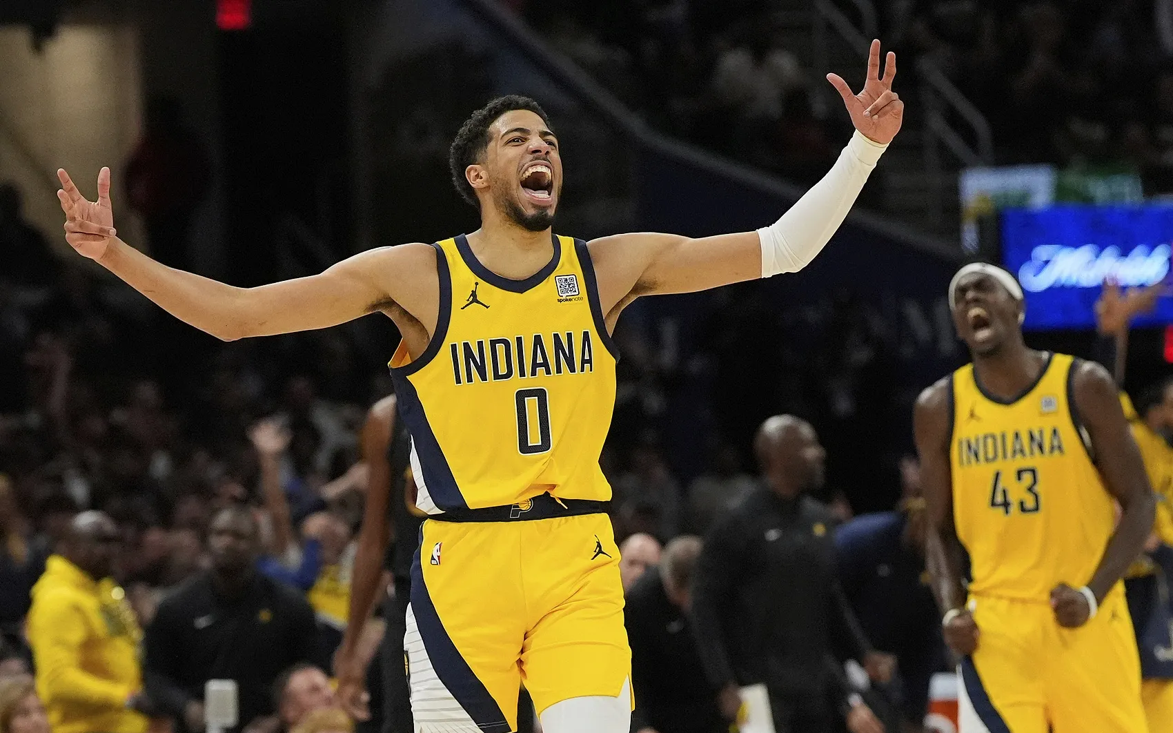 步行者球星复出,带领球队冲击季后赛 步行者球星复出,带领球队冲击季后赛