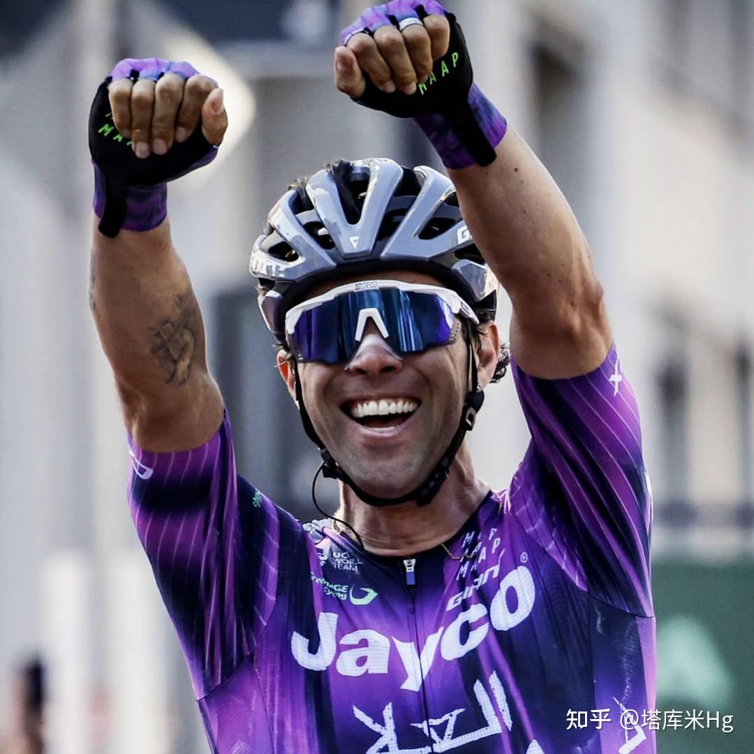 奋力拼搏,各国选手以顽强毅力刷新记录 奋力拼搏,各国选手以顽强毅力刷新记录