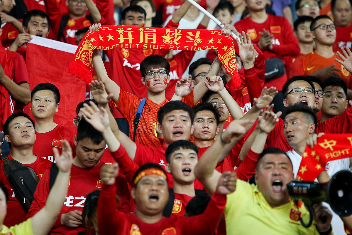 PG电子试玩官网-精彩表现赢得观众掌声，球队信心大增