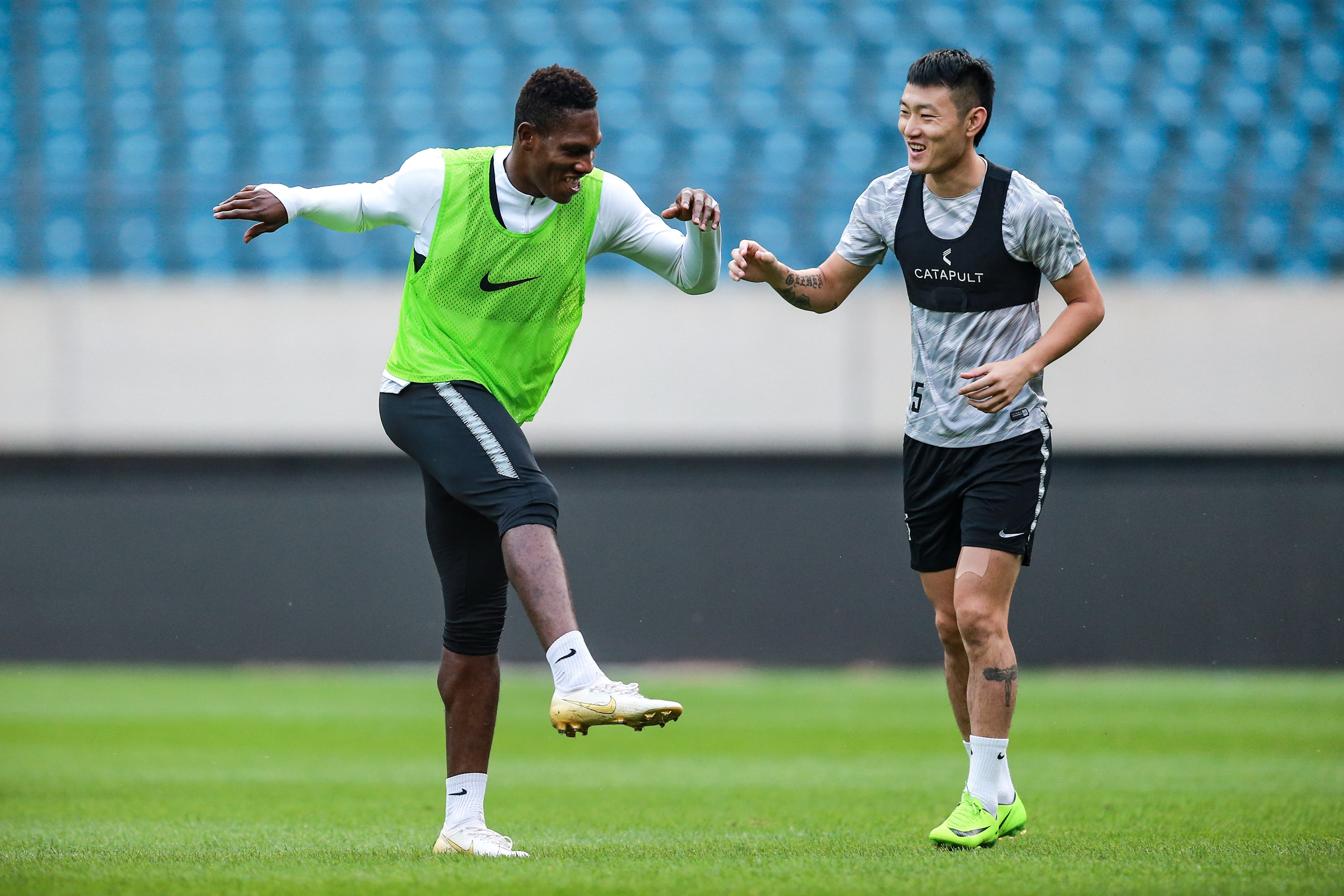 瑞士挑战强敌,备战淘汰赛关键一战 瑞士挑战强敌,备战淘汰赛关键一战