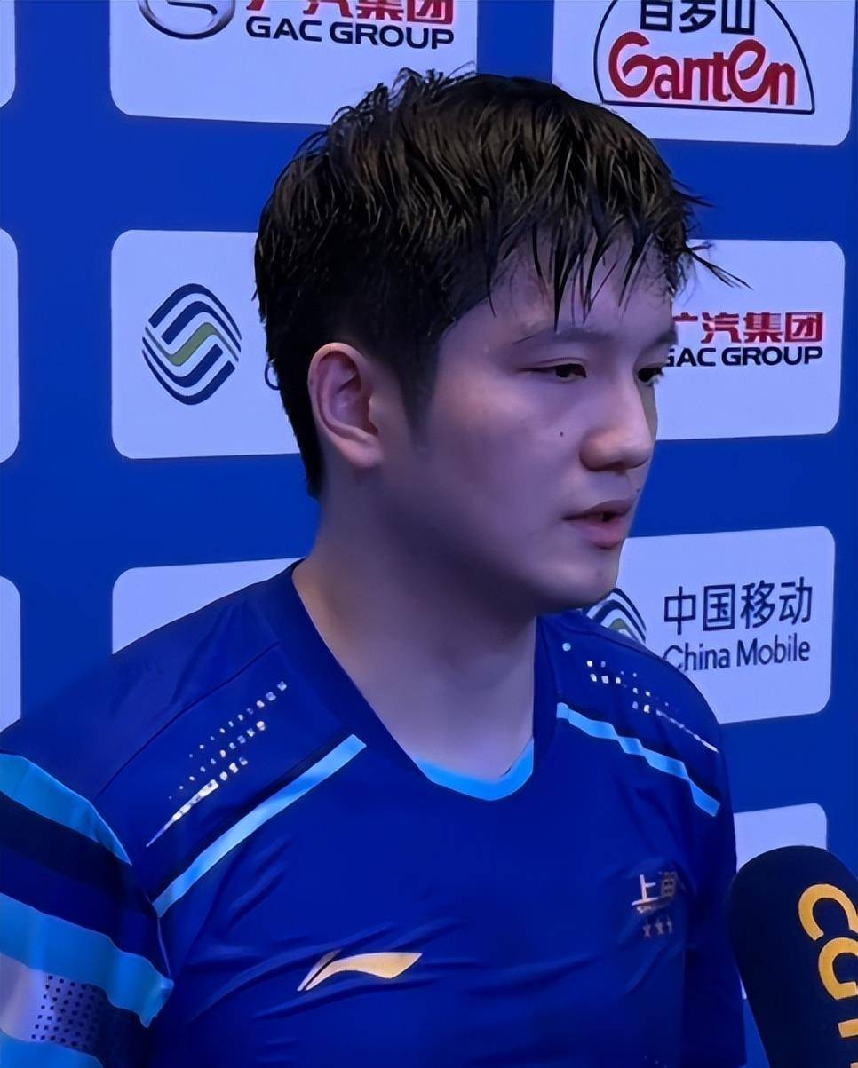 英格兰队完胜中国队,樊振东点燃赛场 英格兰队完胜中国队,樊振东点燃赛场